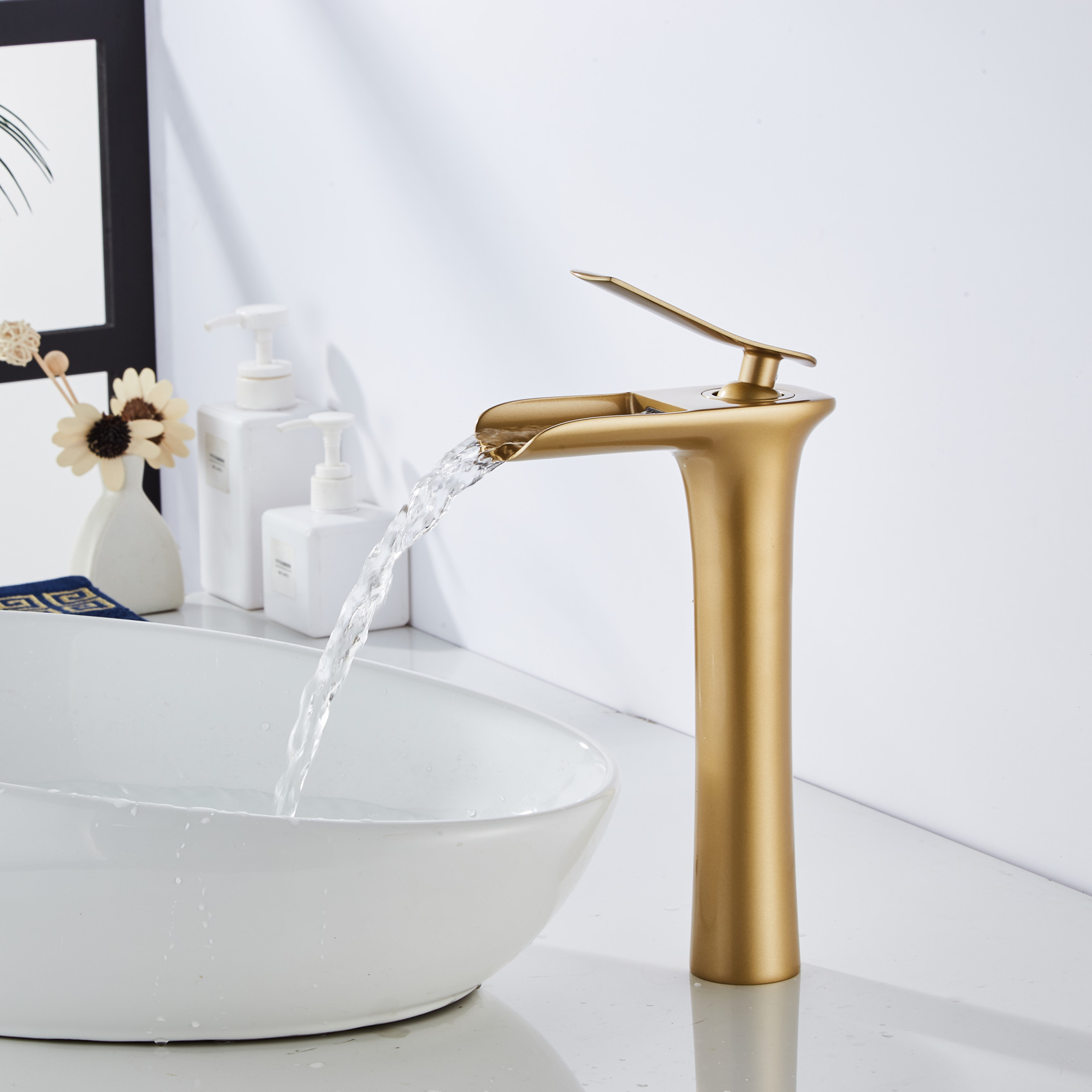 Wovier Waterfall Vessel Faucet, Single Handle Single Hole Bathroom Faucet - w8368-13