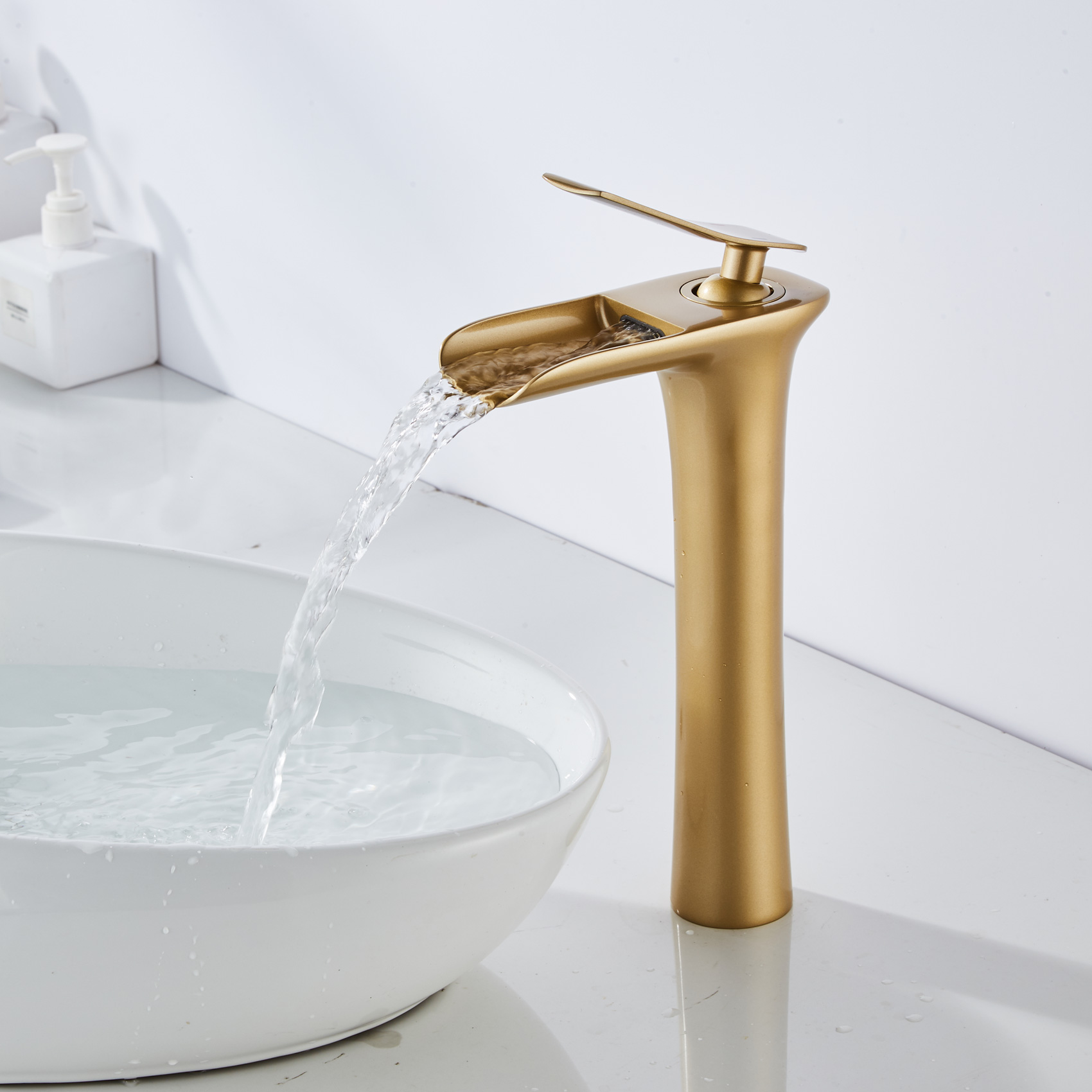 Wovier Waterfall Vessel Faucet, Single Handle Single Hole Bathroom Faucet - w8368-15