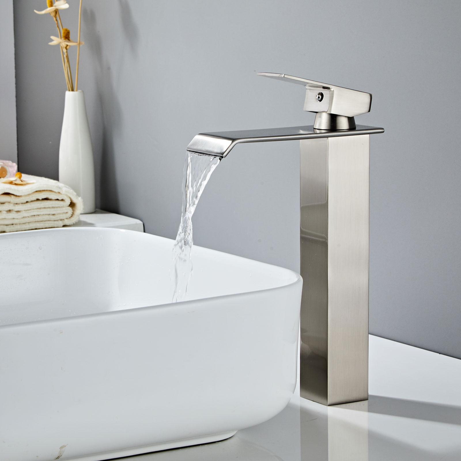 Wovier Waterfall Vessel Faucet, Single Handle Single Hole Bathroom Faucet - w8225-01