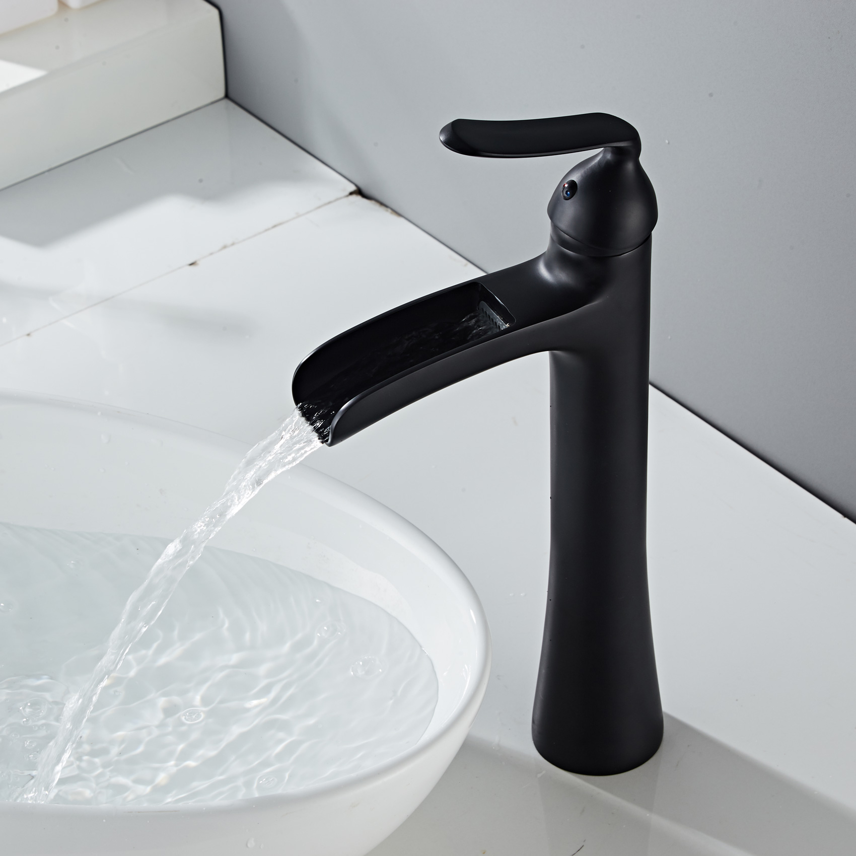 Wovier Waterfall Vessel Faucet, Single Handle Single Hole Bathroom Faucet - w8237