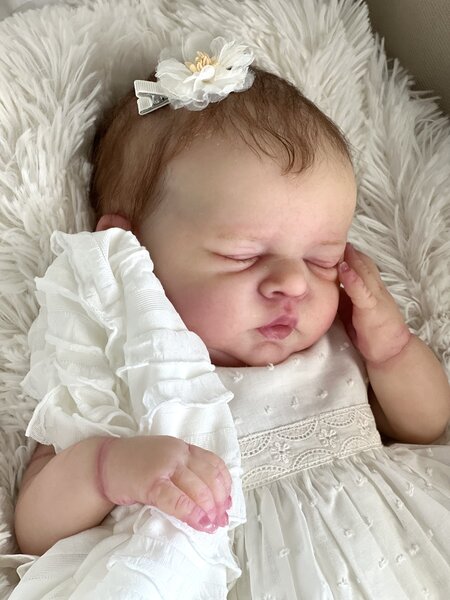 {❤️Super Cute❤️}17 Inch Branka Reborn Baby Dolls