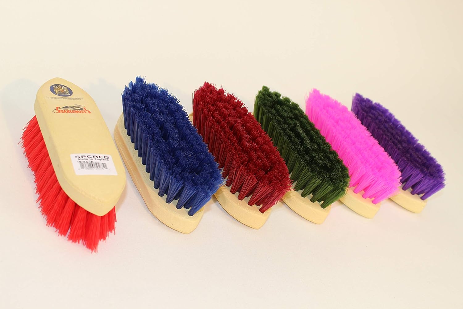 Stablemates SPC Medium Dandy Brush