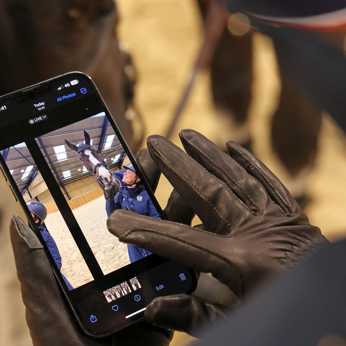 Aubrion Estade Premium Riding Gloves