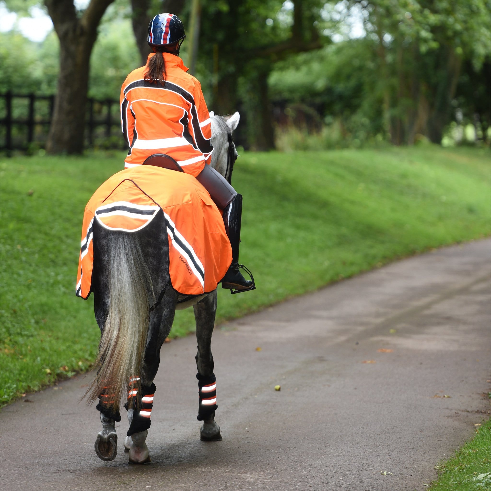 Equisafety Hi Viz Winter Wrap Around Sheet