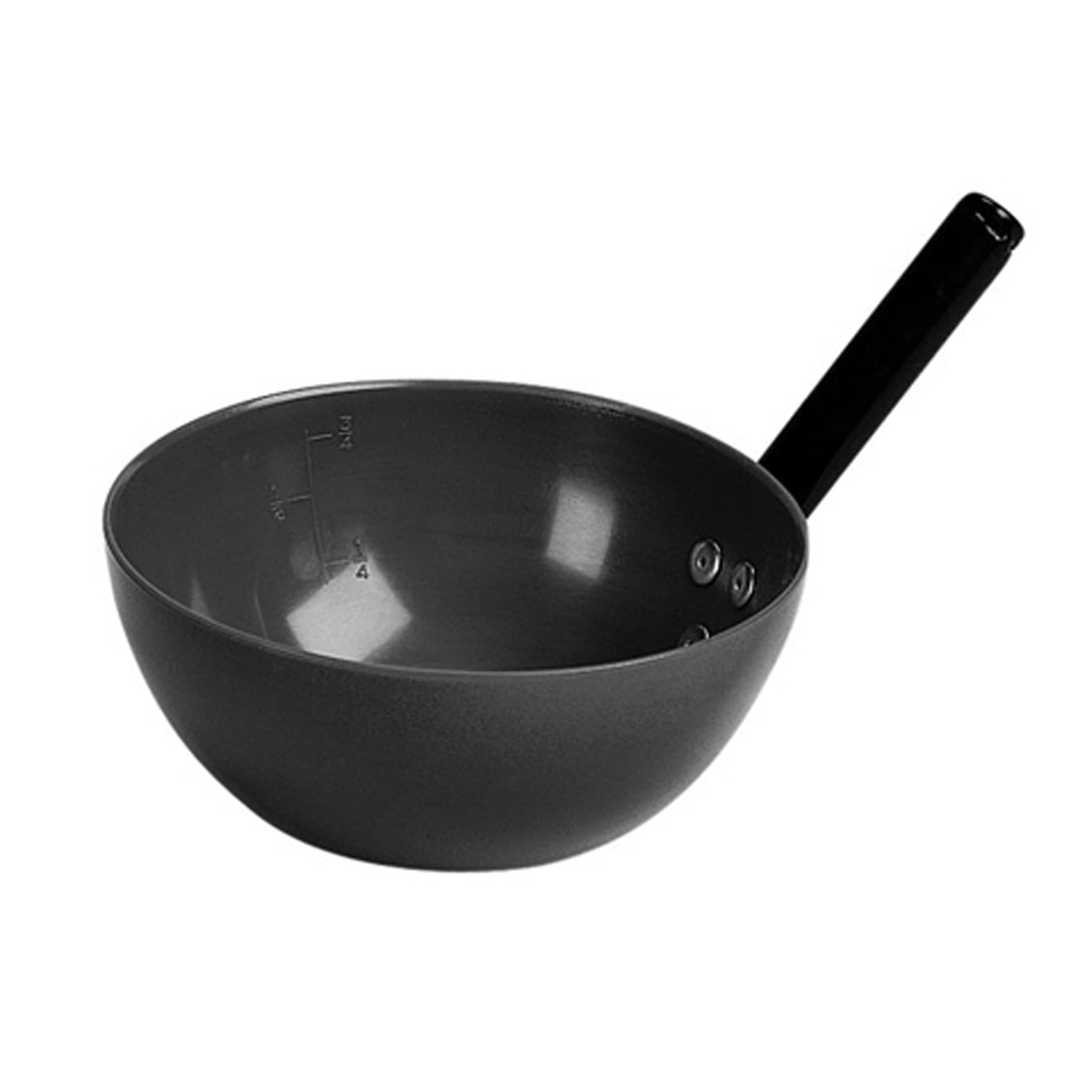 Stubbs Plastic Feed Scoop - Black