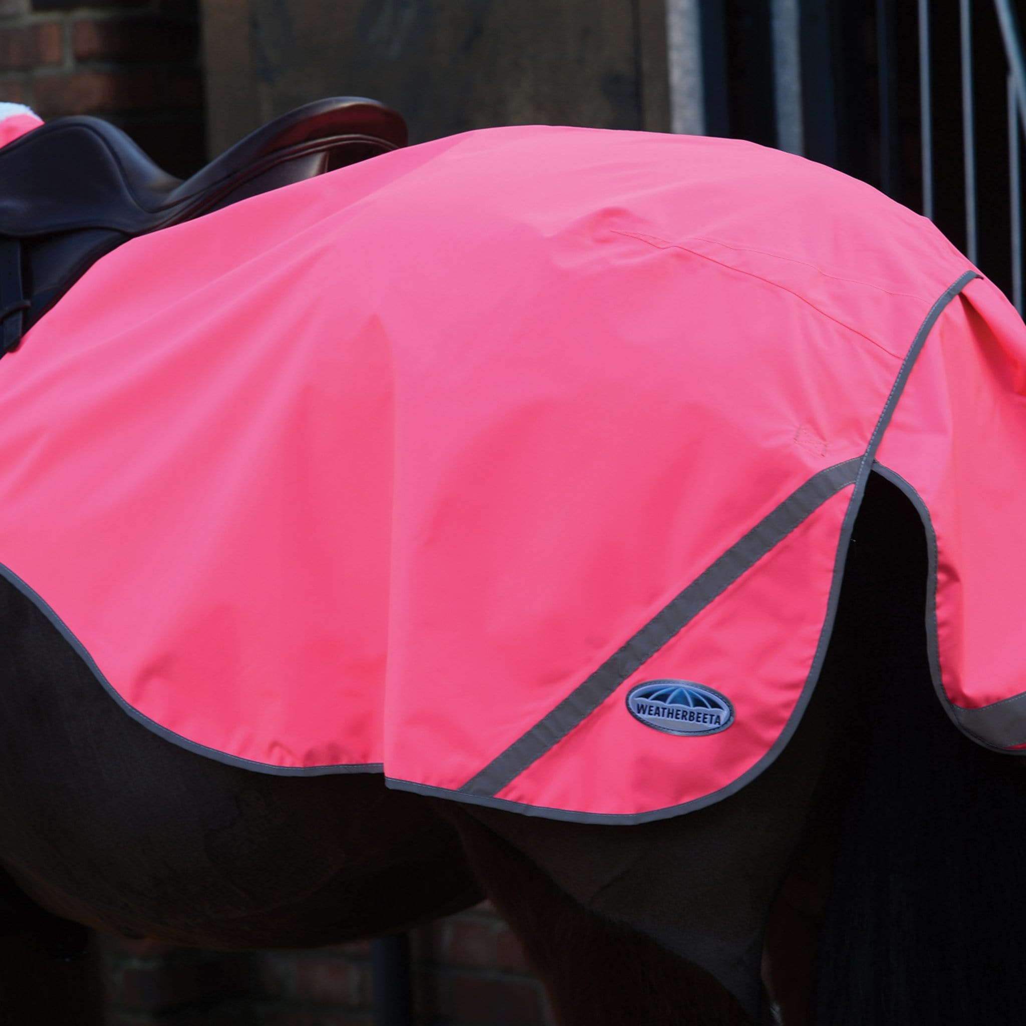 Weatherbeeta 300D Hi Viz Reflective Exercise Sheet - Cob - 4'6 (normal Rug Size 6'0) · Pink