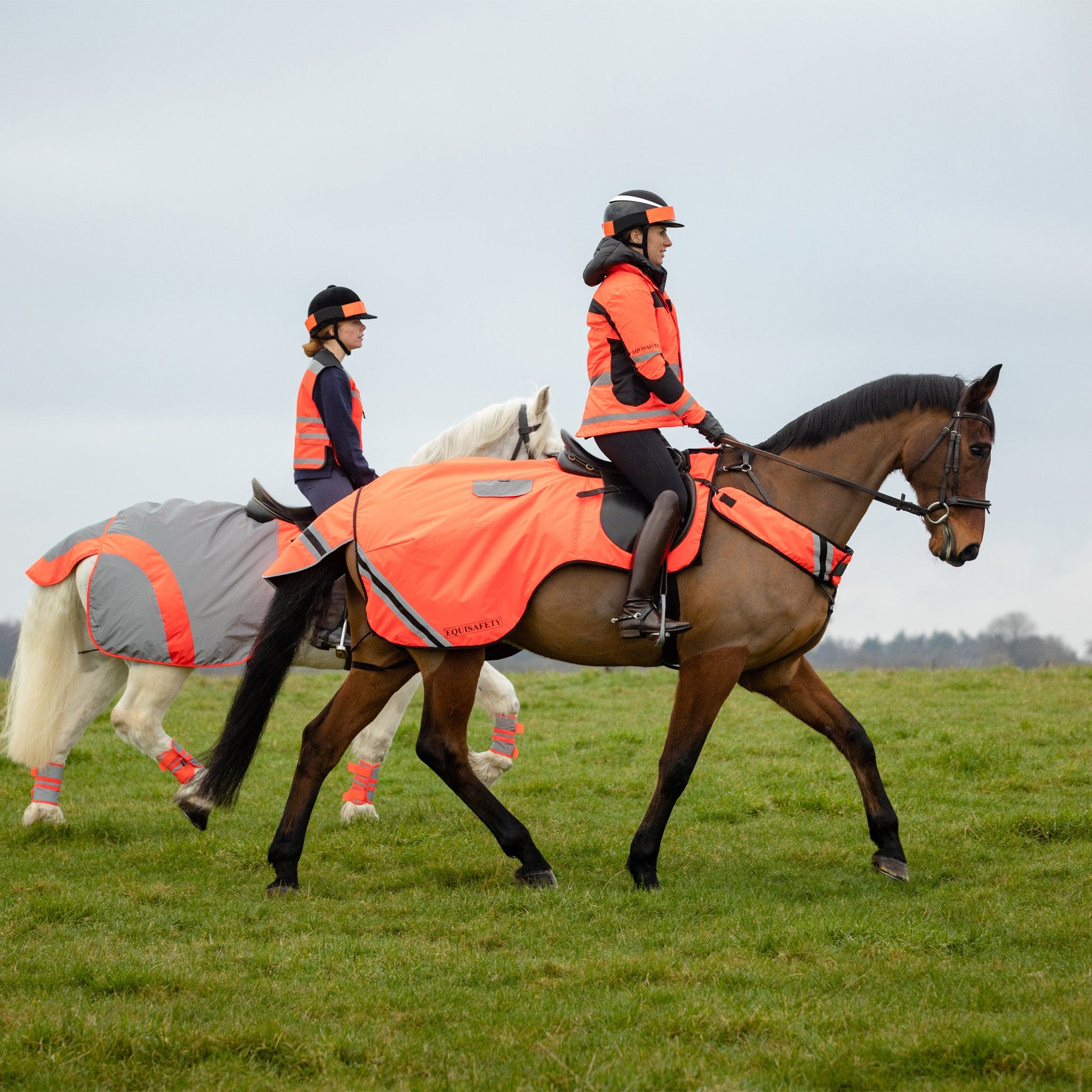Equisafety Hi Viz Winter Wrap Around Sheet