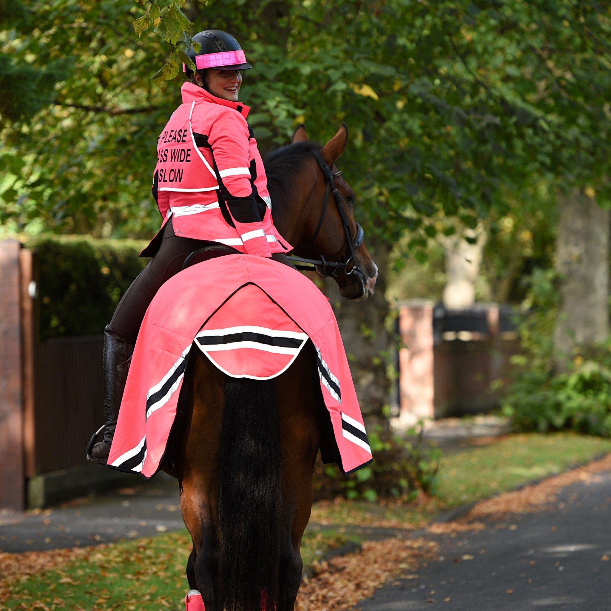 Equisafety Hi Viz Winter Wrap Around Sheet