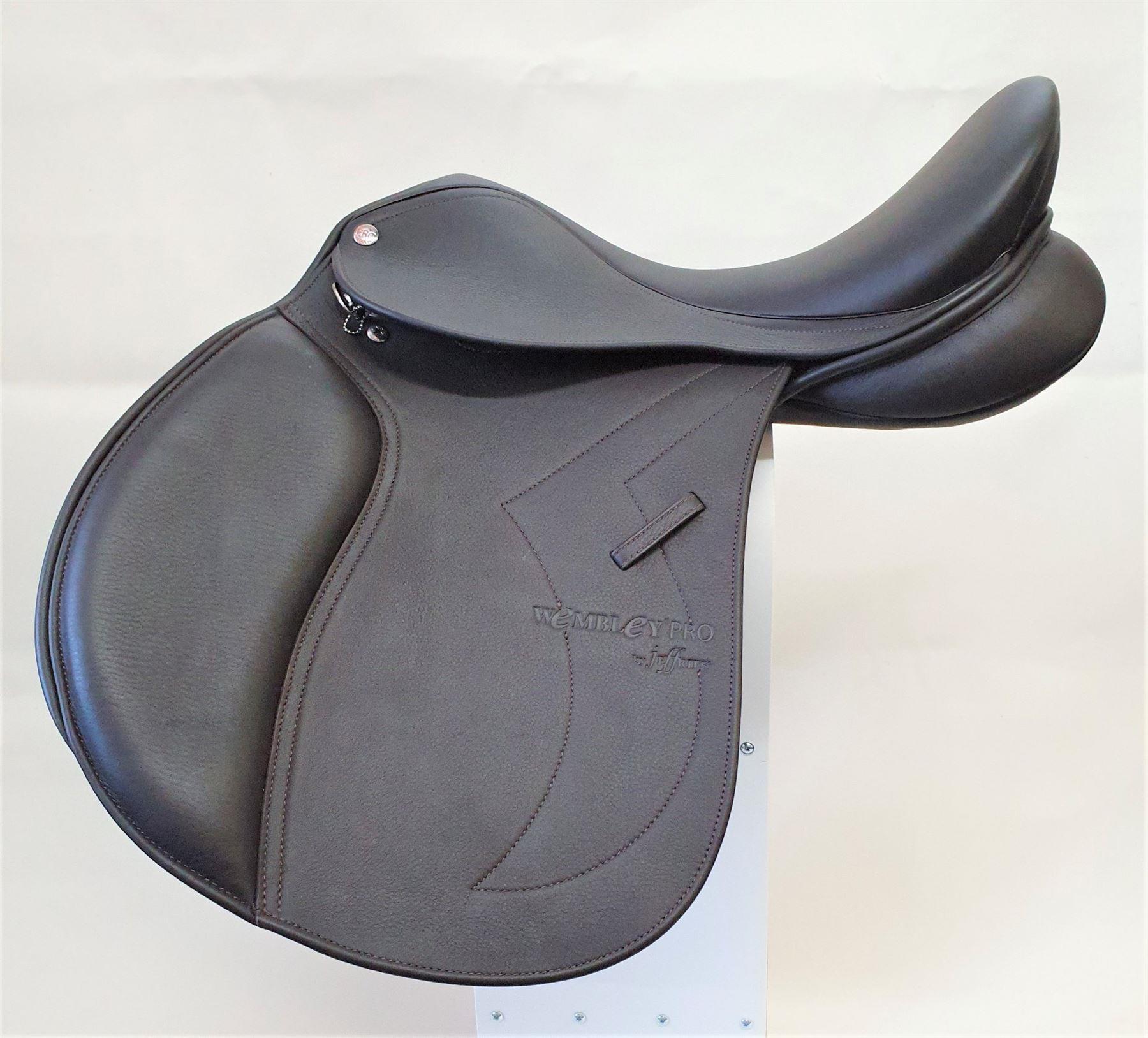 Wembley Pro Adjustable GP Saddle 17" Havana