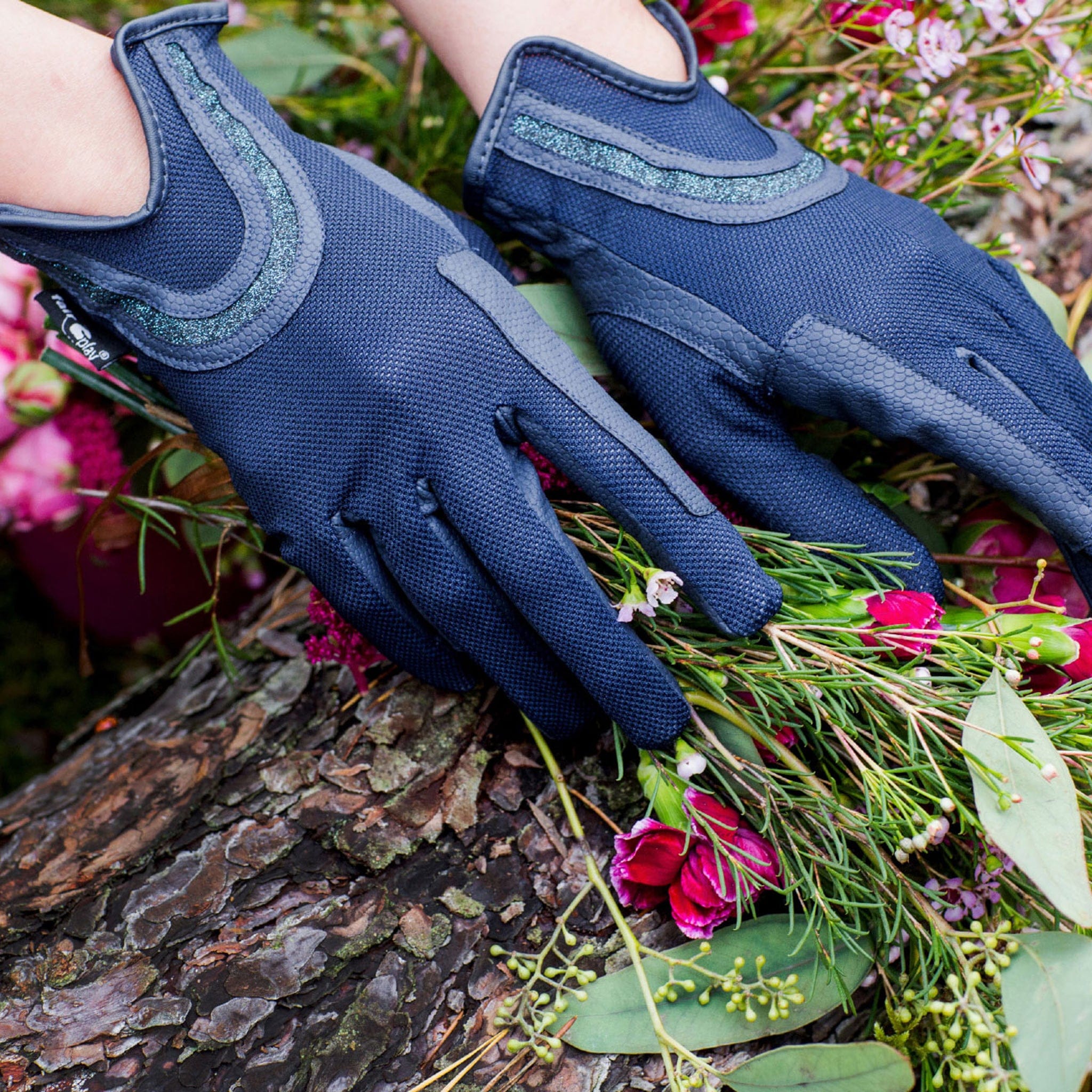 Fair Play Sol Riding Gloves 06092 Navy On Model