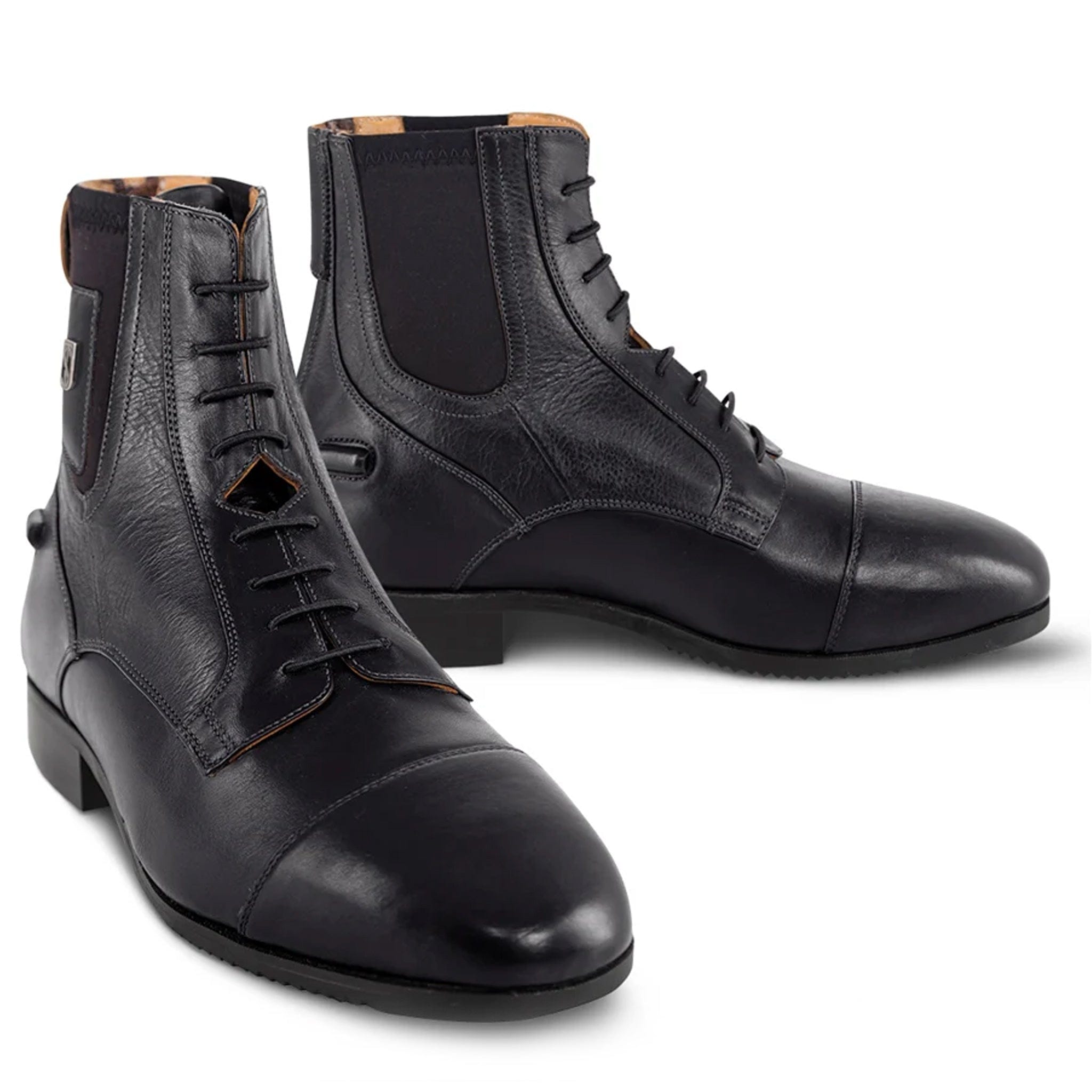 Mens boots with back clearance zipper