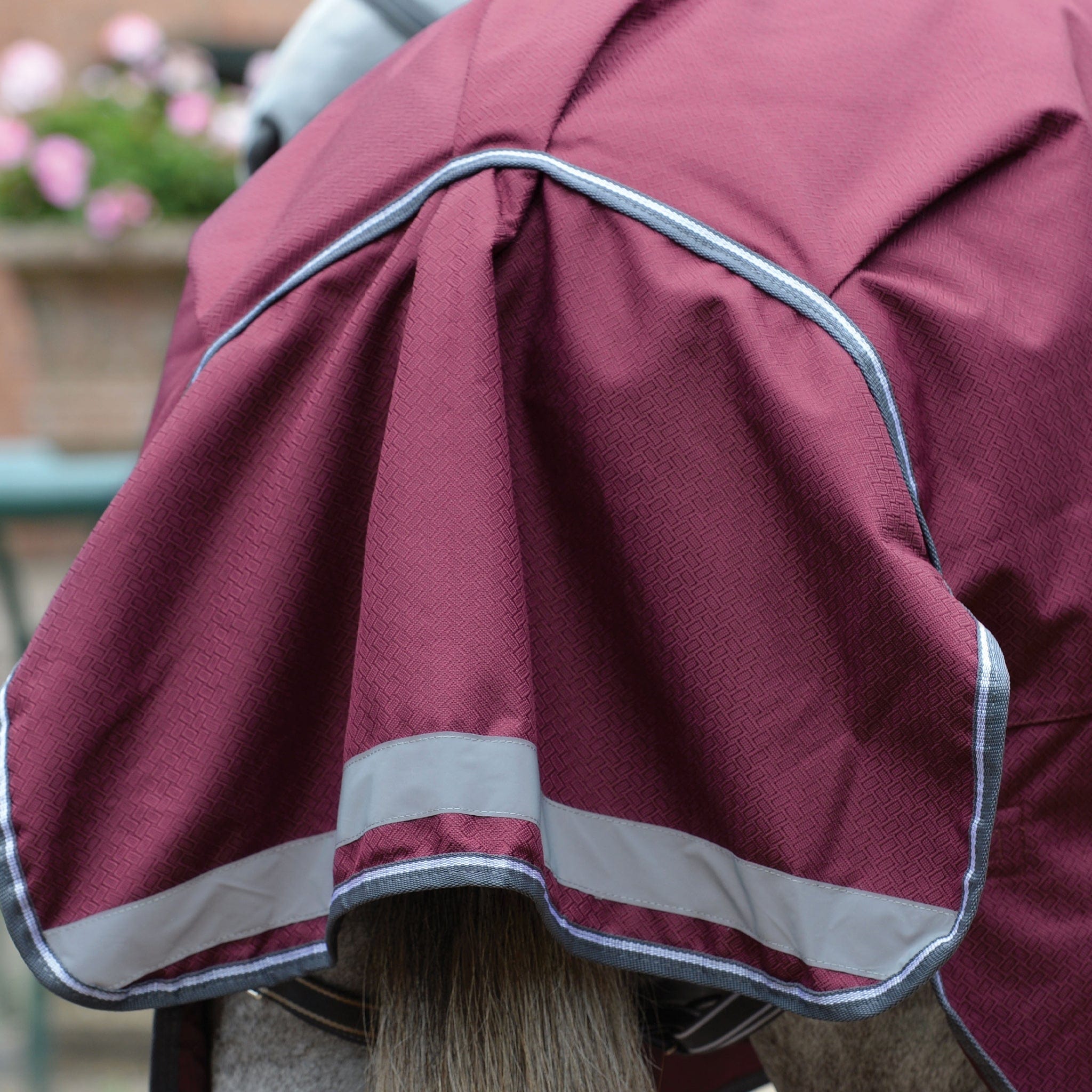 Weatherbeeta ComFiTec Plus Dynamic II 100g Detachable Neck Turnout Rug