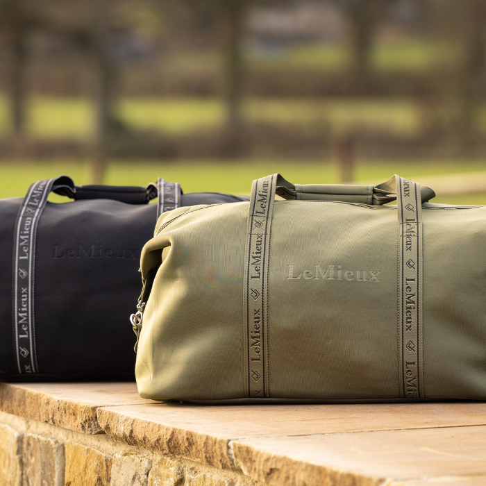 {"default":"Luggage"}