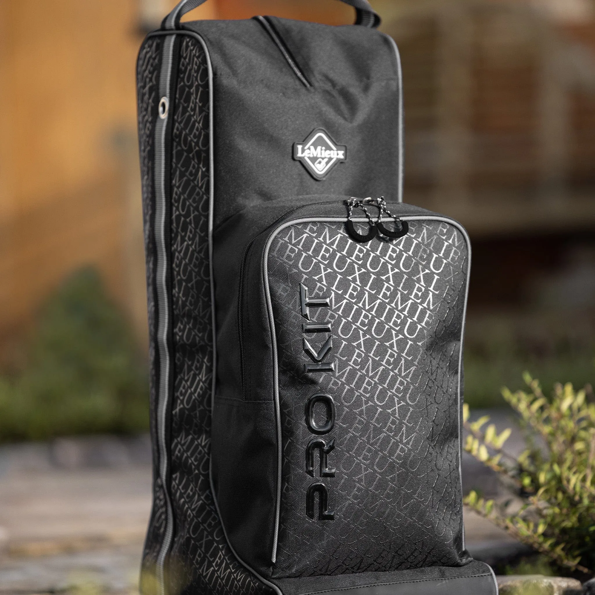 {"default":"Luggage"}