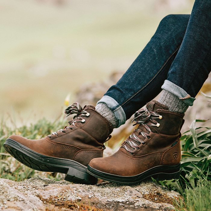 {"default":"Endurance Boots"}