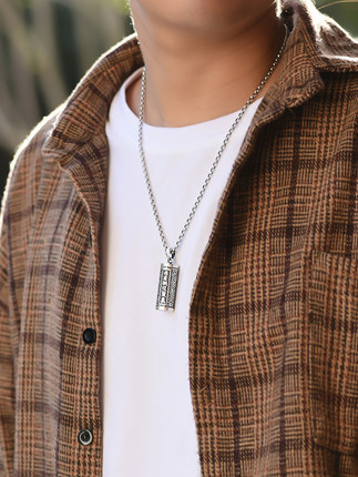 Men's Hollow Pendant Can Be Opened To Hold Things