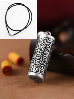 Men's Hollow Pendant Can Be Opened To Hold Things