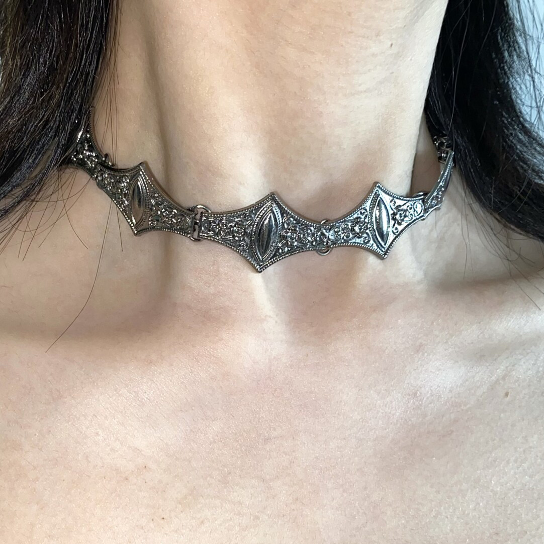 Vintage Distressed Demon Eye Choker