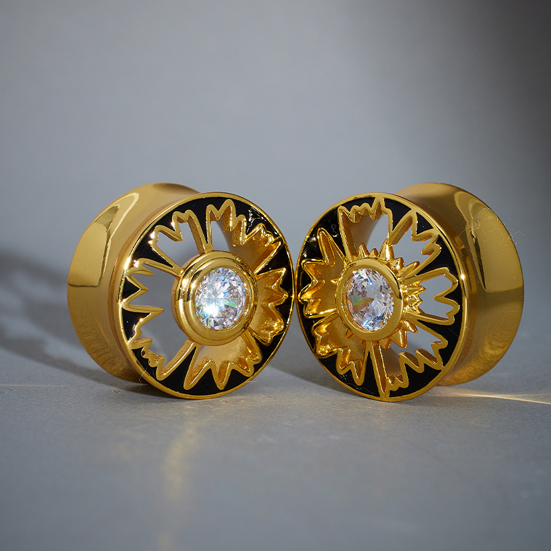 Magnificent Flower Zircon 14K Tunnel (2Pcs)