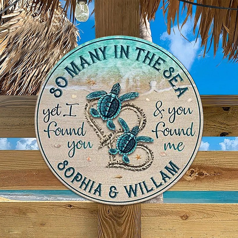 Personalized Turtle Couple Round Wooden Sign