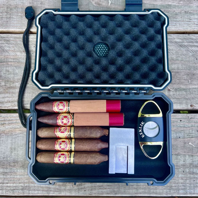 Personalized Travel Cigar Humidor, Cigar holder, Gift for Cigar Lover
