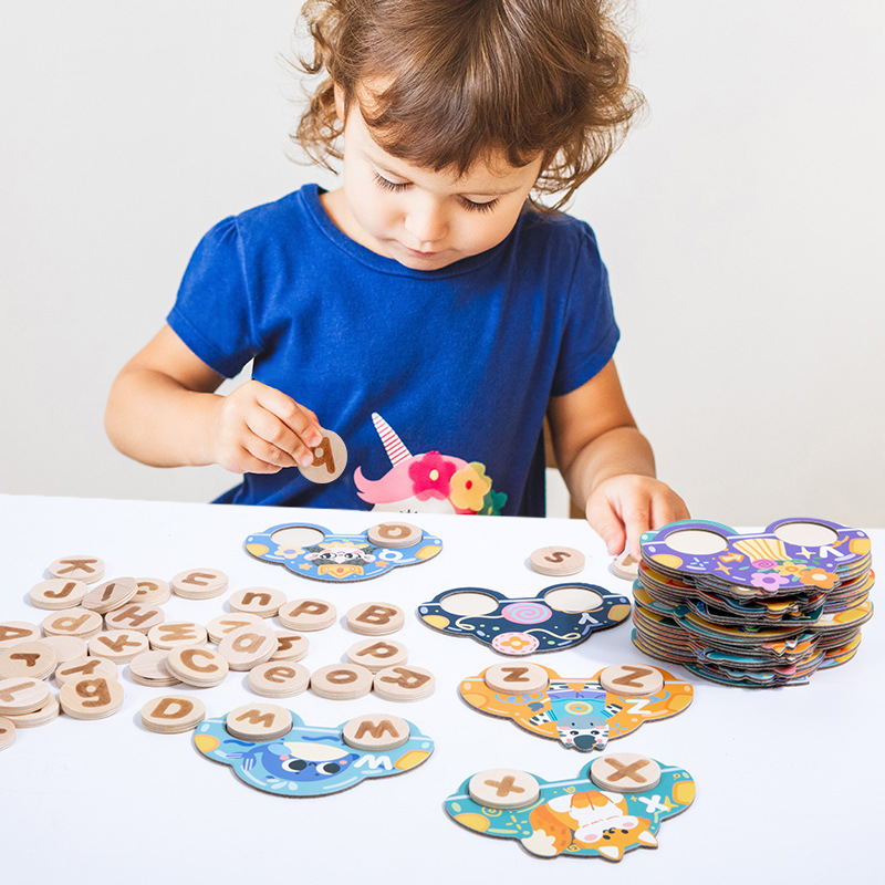 English spelling word game for 3 to 6 years old kindergarten early education enlightenment English letter matching children's educational toys