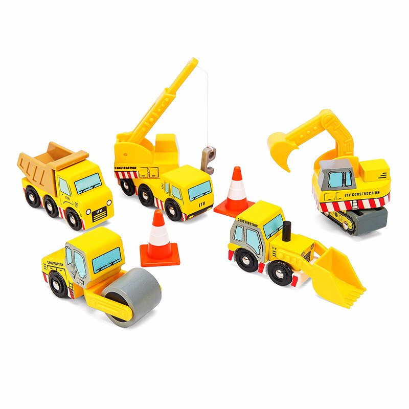 British Letoyvan role-playing wooden toy vehicle set children's play house mini simulation toys