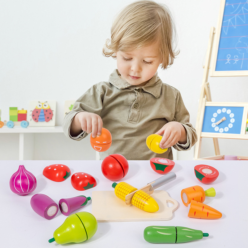 Bestselling CPC wooden simulation playhouse toy for infants and children, featuring fruits, vegetables, and kitchen cutting. It's an early education and educational toy.