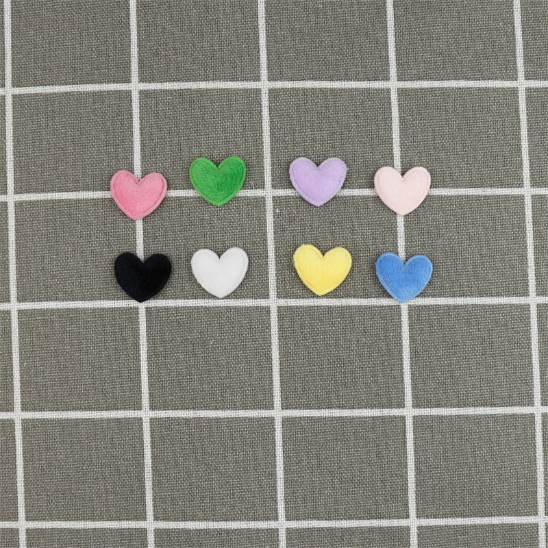 Corazones de Franela de 1.8cm - Componentes para Fabricación de Accesorios de Pelo, Ropa, Juguetes y Manualidades - Proveedor Mayorista 