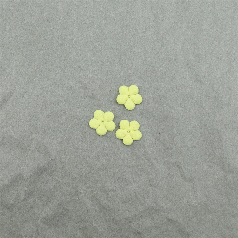 Flores Mini de Fieltro de 1.5cm - Componentes para Fabricación de Accesorios de Pelo, Adornos Textiles y Manualidades - Proveedor Mayorista