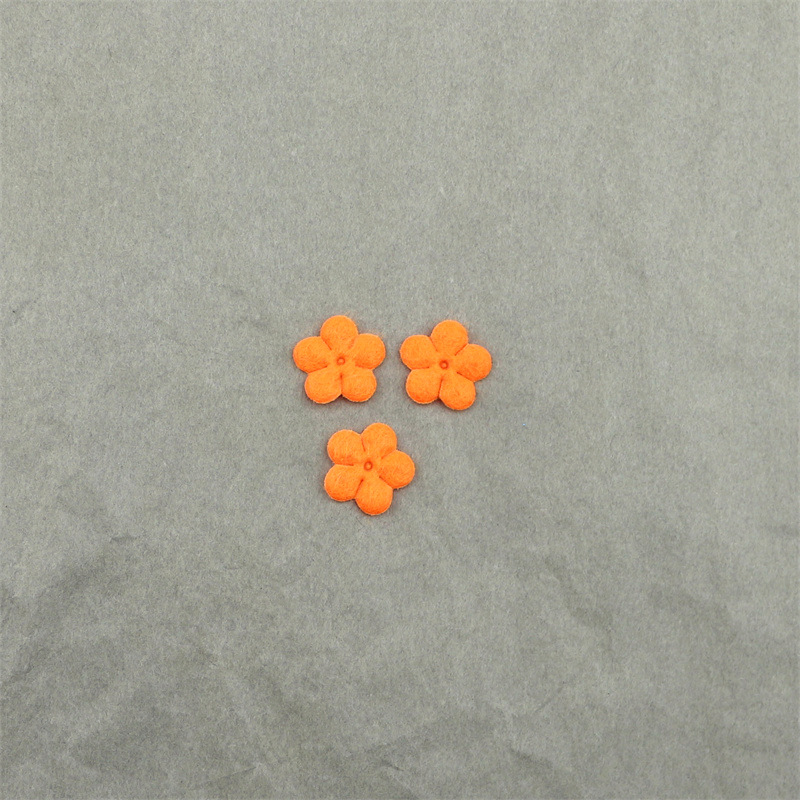 Flores Mini de Fieltro de 1.5cm - Componentes para Fabricación de Accesorios de Pelo, Adornos Textiles y Manualidades - Proveedor Mayorista
