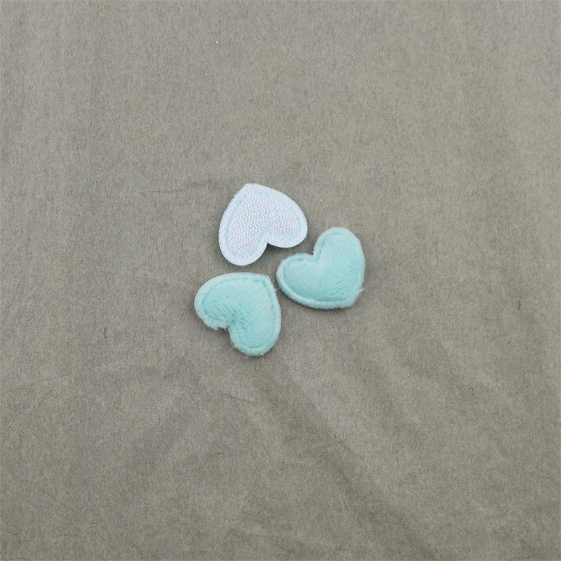 Corazones de Felpa de 1.7cm - Componentes para Fabricación de Accesorios de Pelo, Ropa, Juguetes y Manualidades - Proveedor Mayorista