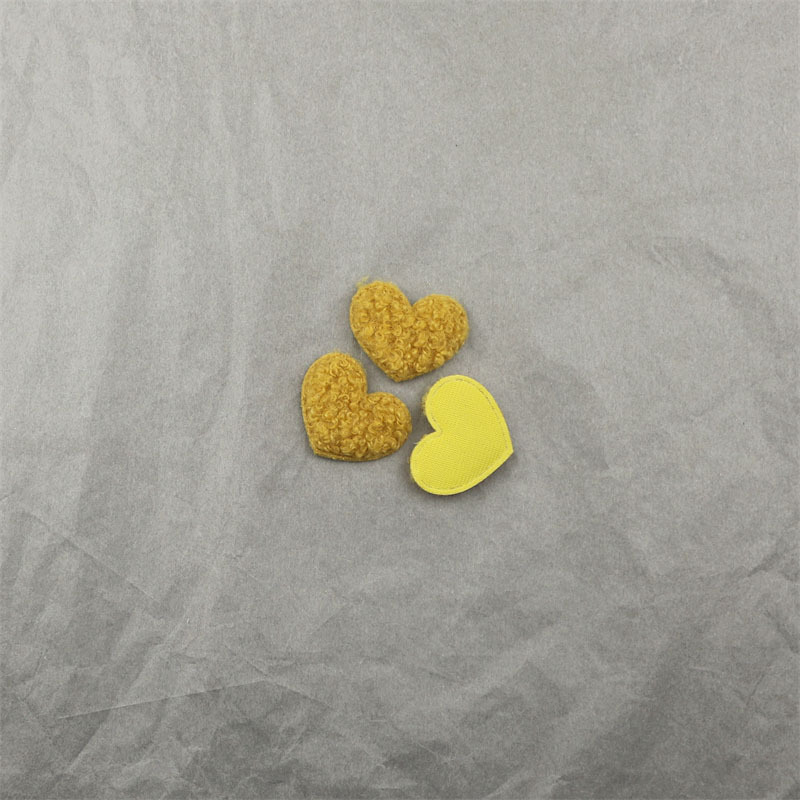Corazones de Felpa Tipo Teddy de 3.5cm - Componentes para Fabricación de Accesorios de Pelo, Diademas y Manualidades - Proveedor Mayorista