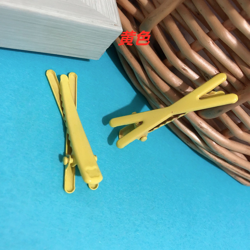 Set de Pinzas Cruzadas Coreanas en Colores Primavera - Accesorios para Cabello con Esmalte de Moda