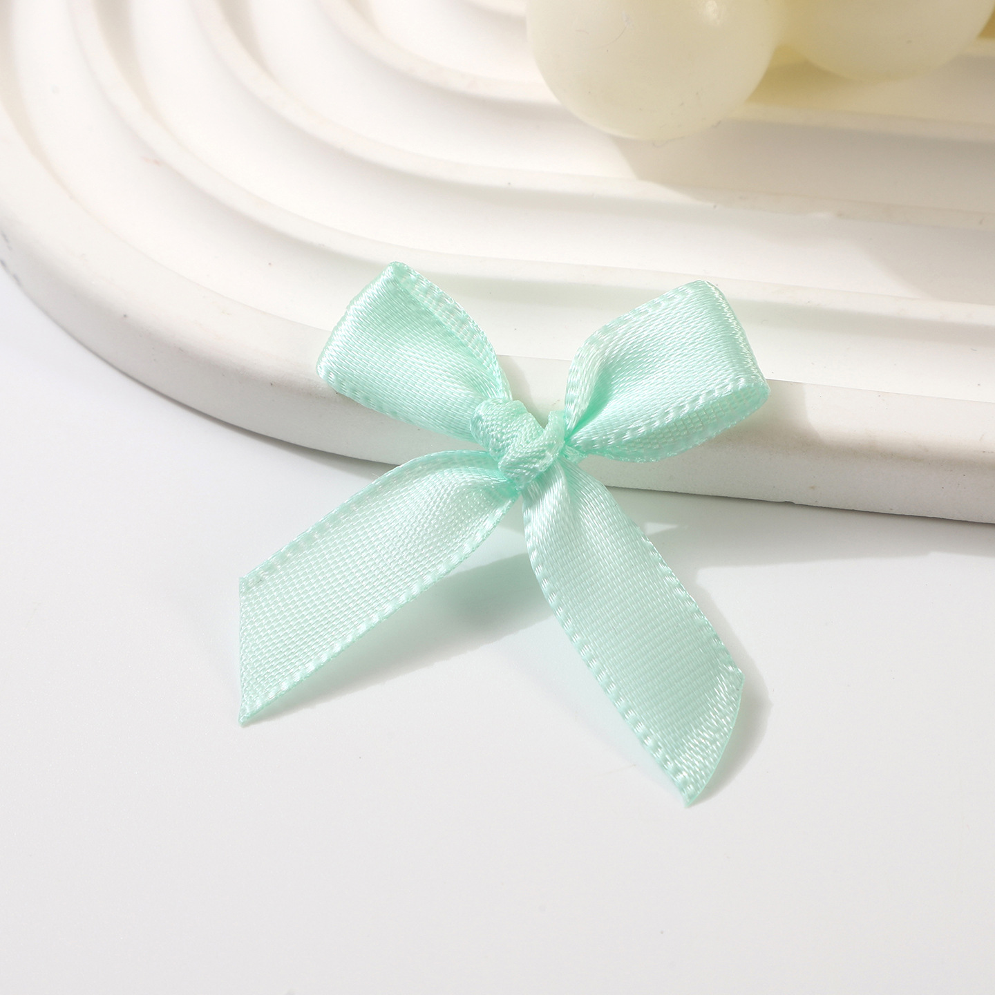 Moños de Tela en Stock - Componentes para Fabricación de Accesorios de Pelo, Ropa y Calzado - Proveedor Mayorista con Envío Inmediato 