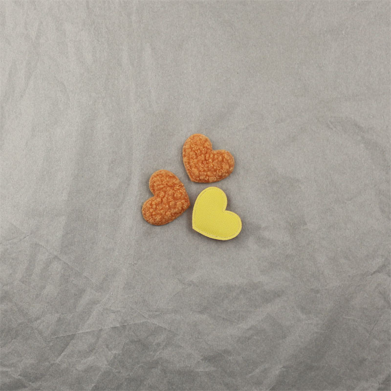Corazones de Felpa Tipo Teddy de 3.5cm - Componentes para Fabricación de Accesorios de Pelo, Diademas y Manualidades - Proveedor Mayorista