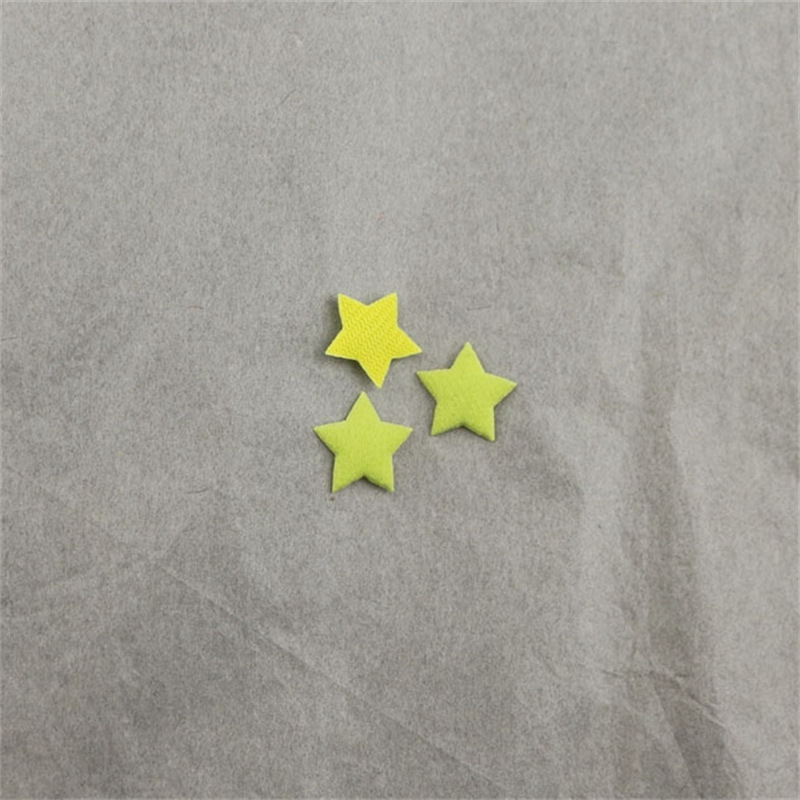 Estrellas de Tela Aterciopelada de 1.3cm - Componentes de Precisión para Fabricación de Accesorios de Pelo, Ropa y Manualidades - Proveedor Mayorista