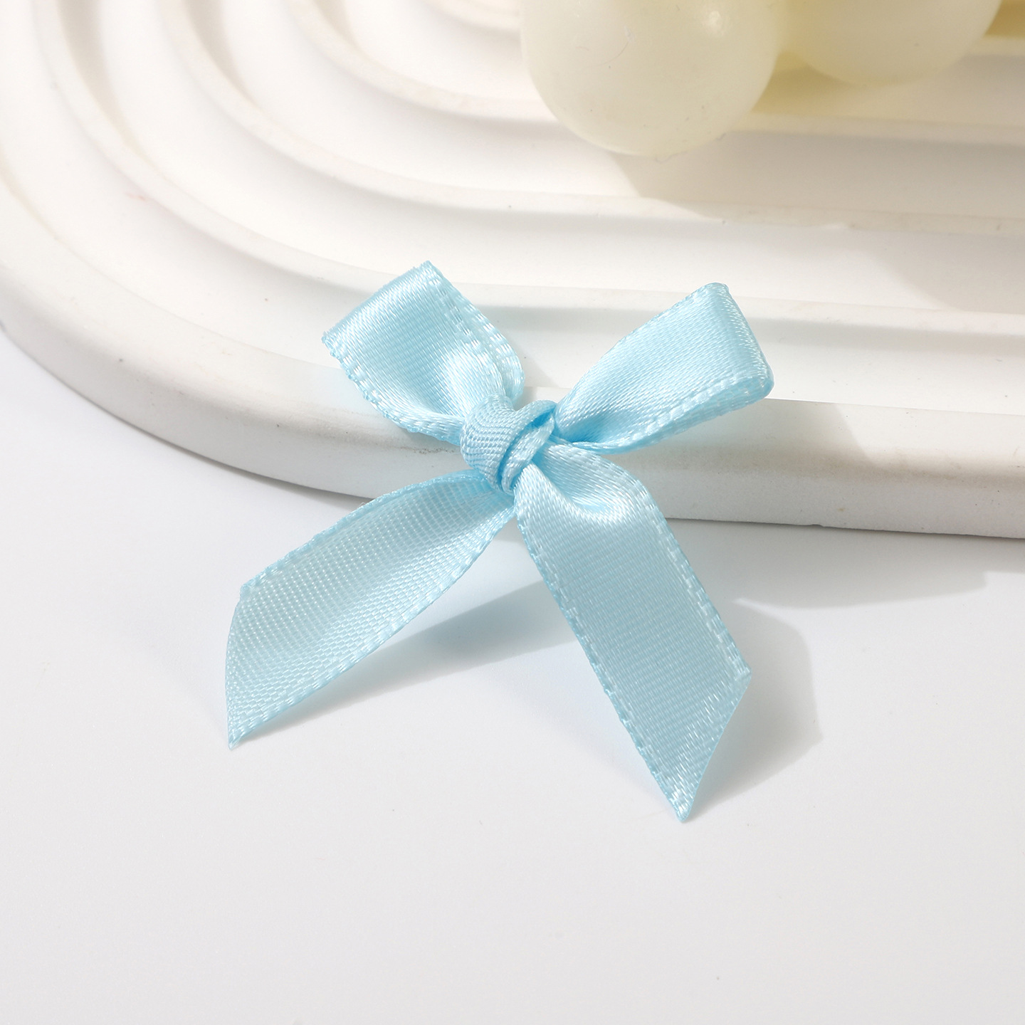 Moños de Tela en Stock - Componentes para Fabricación de Accesorios de Pelo, Ropa y Calzado - Proveedor Mayorista con Envío Inmediato 