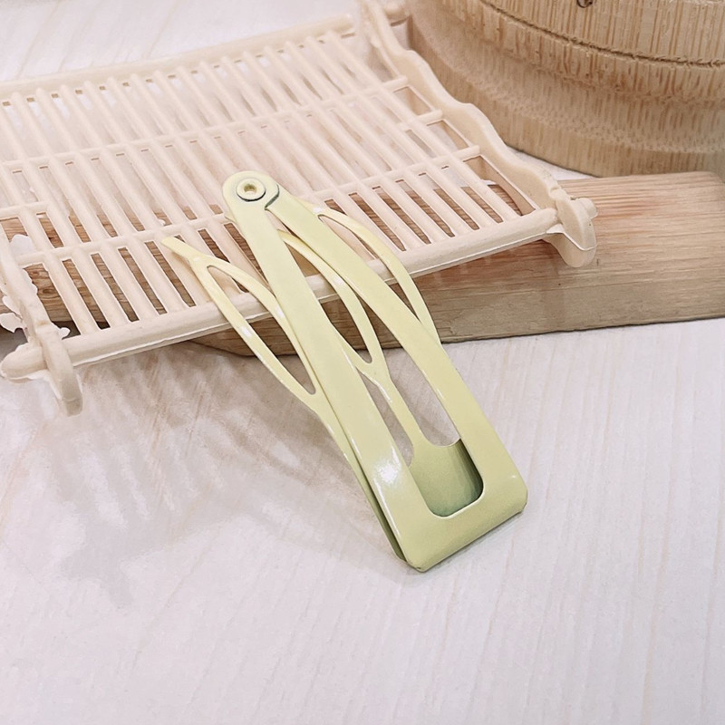 Lote de 20 Peines y Broches Primaverales - Set de Accesorios para Cabello con Esmalte