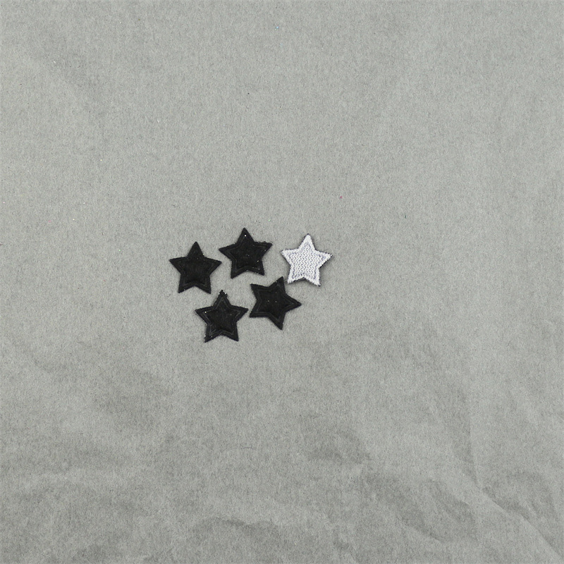 Estrellas Mini de Fieltro de 1.3cm con Estampado - Componentes para Fabricación de Accesorios de Pelo, Manualidades y Decoración - Proveedor Mayorista
