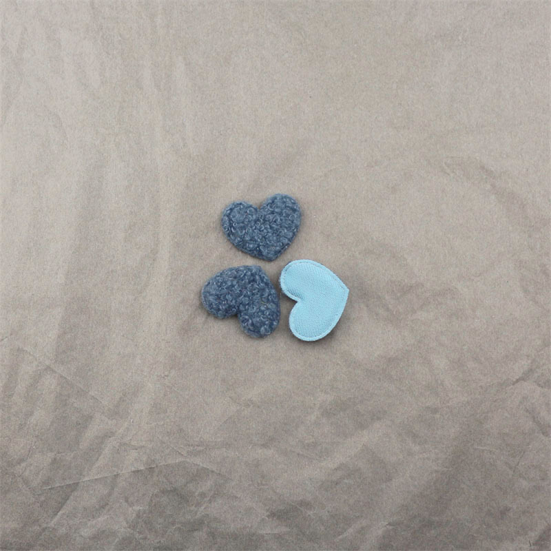 Corazones de Felpa Tipo Teddy de 3.5cm - Componentes para Fabricación de Accesorios de Pelo, Diademas y Manualidades - Proveedor Mayorista
