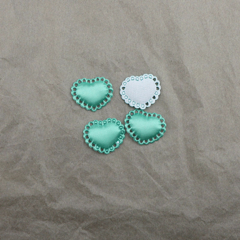 Corazones de Encaje Calado de 2.9cm - Componentes para Fabricación de Accesorios de Pelo, Ropa de Muñecas y Manualidades - Proveedor Mayorista 