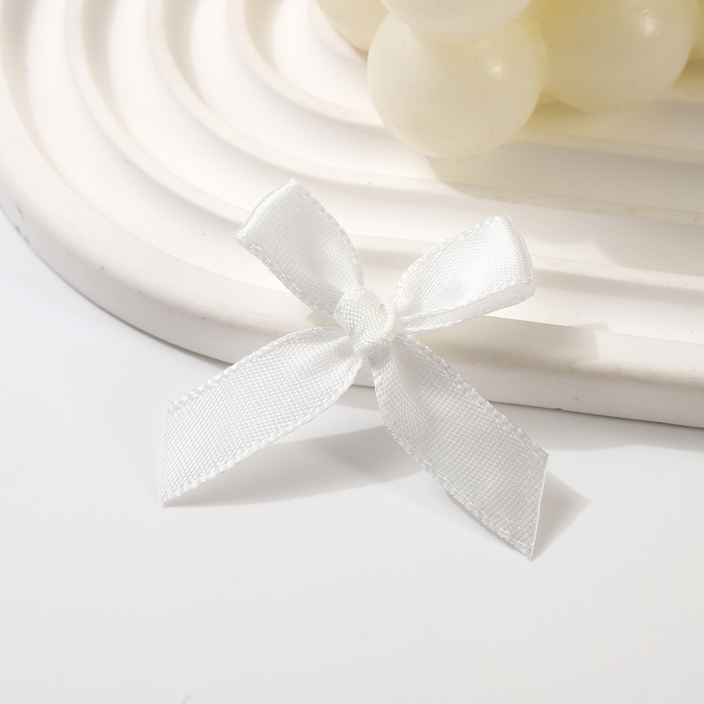 Moños de Tela en Stock - Componentes para Fabricación de Accesorios de Pelo, Ropa y Calzado - Proveedor Mayorista con Envío Inmediato 