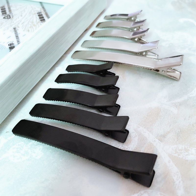 Pinzas de Pato Coreanas con Cola Levantada - Mayorista de Accesorios para Cabello con Doble Diente Reforzado 