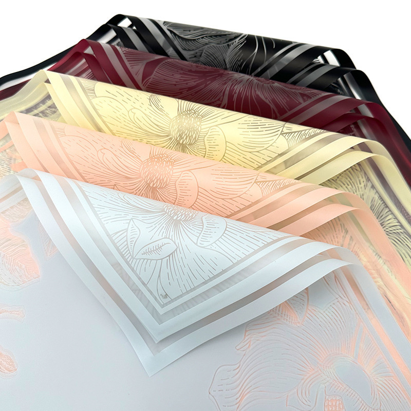 Film Plástico 'Amazonia Magnolia' para Envolver Flores - Papel Impermeable Translúcido para Floristería - Fabricante para Venta al por Mayor (Mín. 80 Rollos)