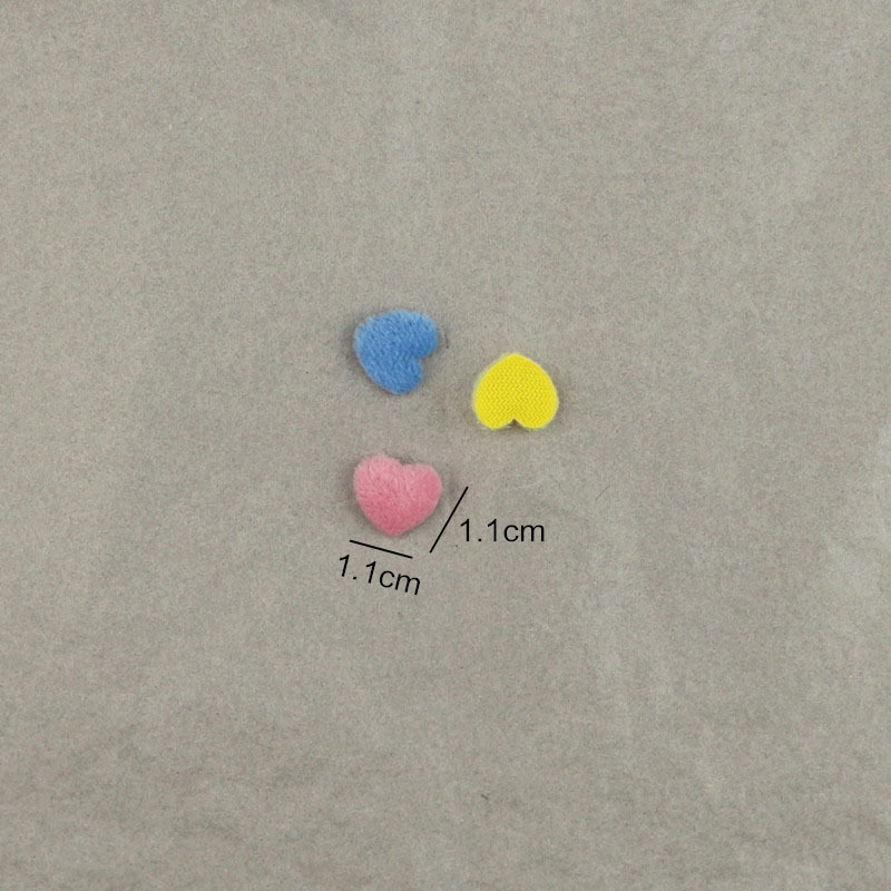 Corazones Mini de Franela de 1cm - Componentes de Precisión para Fabricación de Accesorios de Pelo, Ropa y Juguetes - Proveedor Mayorista