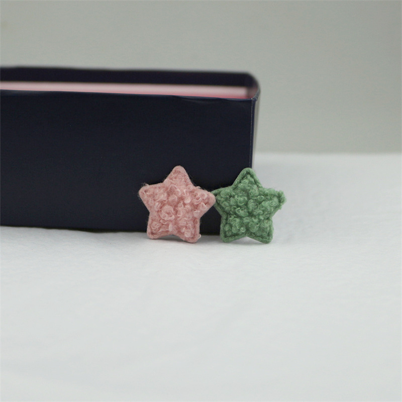 Estrellas de Felpa Tipo Teddy de 3cm - Componentes para Fabricación de Accesorios de Pelo y Manualidades - Proveedor Mayorista