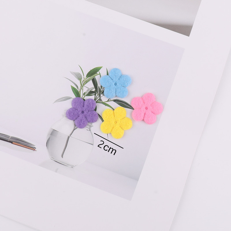 Flores de Fieltro de 2cm - Componentes para Fabricación de Accesorios de Pelo, Ropa, Juguetes y Manualidades - Proveedor Mayorista