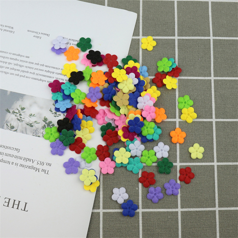 Flores Mini de Fieltro de 1.5cm - Componentes para Fabricación de Accesorios de Pelo, Adornos Textiles y Manualidades - Proveedor Mayorista