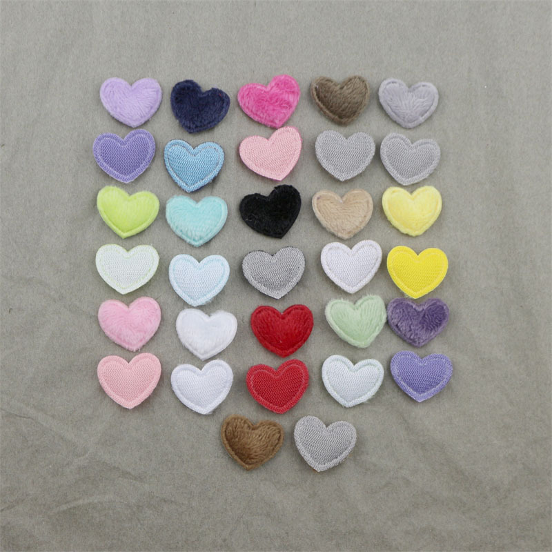 Corazones de Felpa de 1.7cm - Componentes para Fabricación de Accesorios de Pelo, Ropa, Juguetes y Manualidades - Proveedor Mayorista